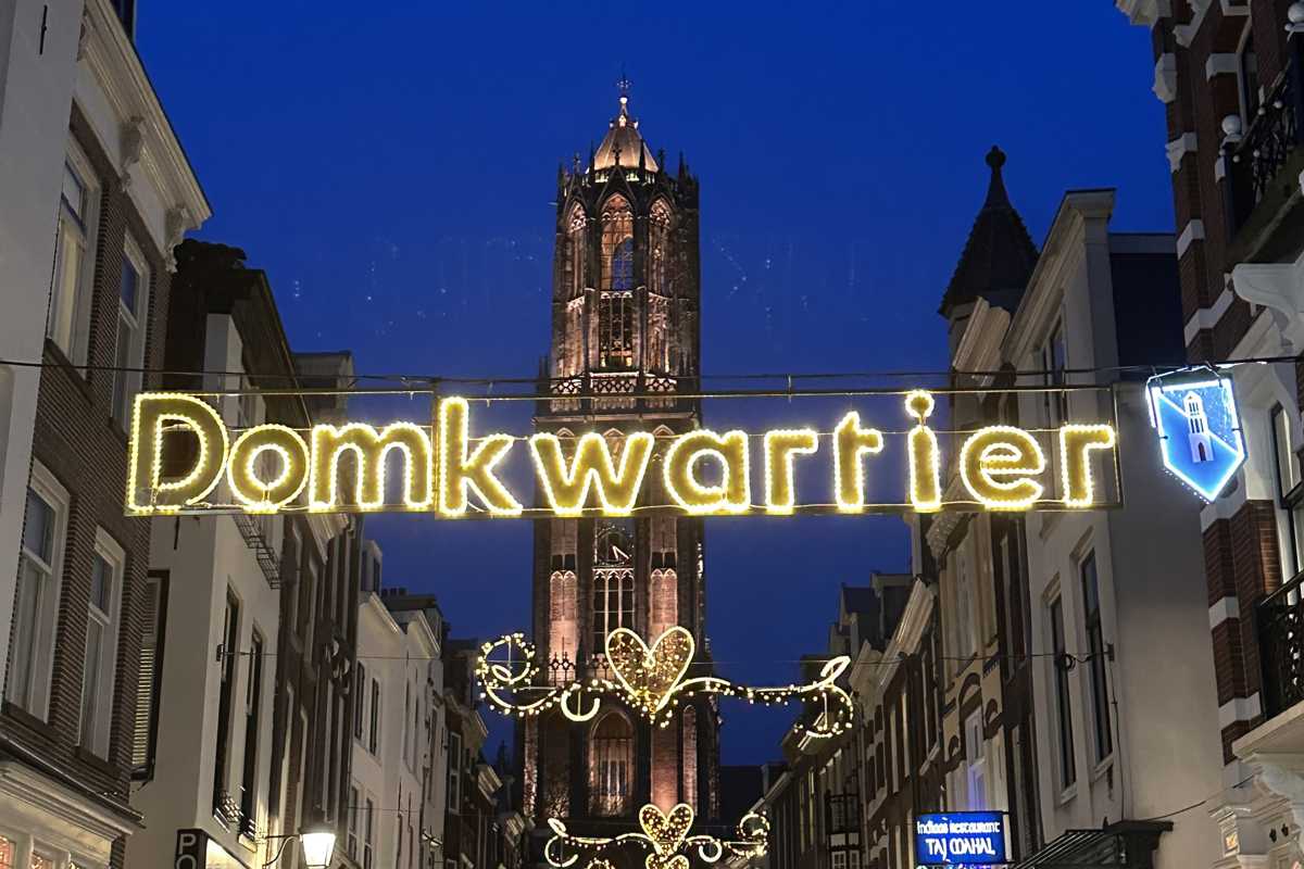 De Dom beklimmen